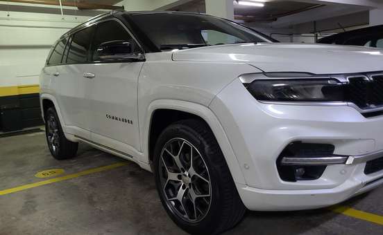 JEEP-COMMANDER-2022