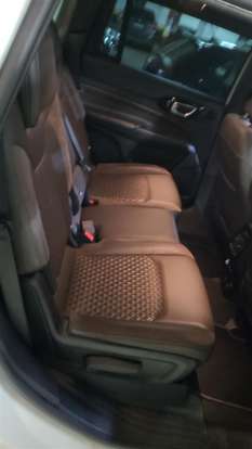 JEEP-COMMANDER-2022