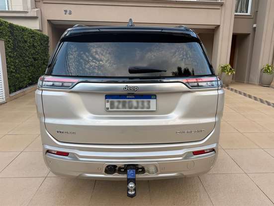 JEEP-COMMANDER-2022