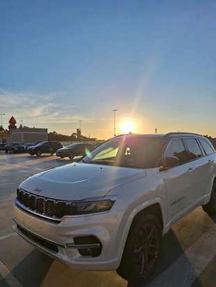 JEEP-COMMANDER-2025