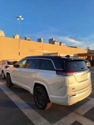 JEEP-COMMANDER-2025
