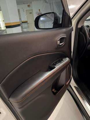 JEEP-COMPASS-2.0 16V DIESEL LONGITUDE 4X4 AUTOMÁTICO JEEP-COMPASS-2020