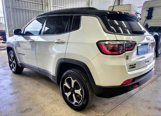 JEEP-COMPASS-2.0 16V DIESEL TRAILHAWK 4X4 AUTOMÁTICO JEEP-COMPASS-2020