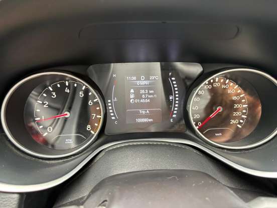 JEEP-COMPASS-2.0 16V FLEX LONGITUDE AUTOMÁTICO JEEP-COMPASS-2018