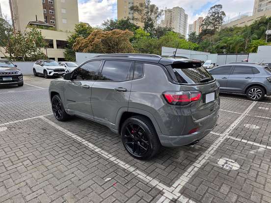 JEEP-COMPASS-2024