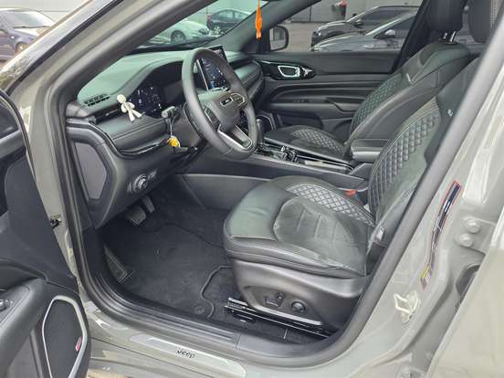 JEEP-COMPASS-2024
