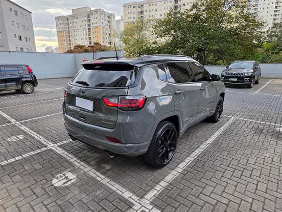 JEEP-COMPASS-2.0 HURRICANE 4 TURBO GASOLINA BLACKHAWK AT9 JEEP-COMPASS-2024