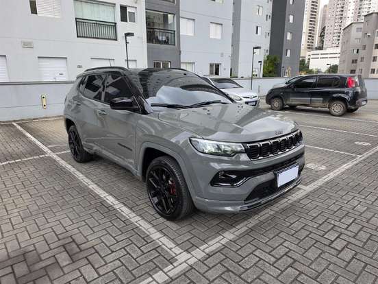 JEEP-COMPASS-2.0 HURRICANE 4 TURBO GASOLINA BLACKHAWK AT9 JEEP-COMPASS-2024