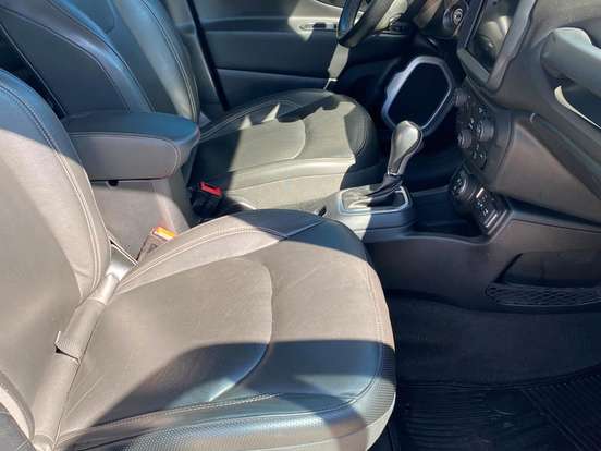 JEEP-RENEGADE-2.0 16V TURBO DIESEL LONGITUDE 4P 4X4 AUTOMÁTICO JEEP-RENEGADE-2019