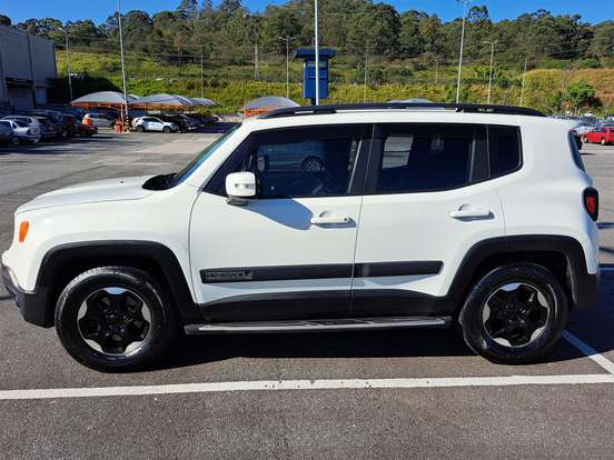 JEEP-RENEGADE-2018