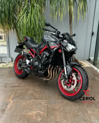 KAWASAKI Z900 