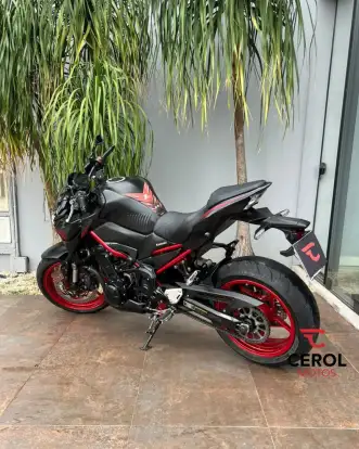 KAWASAKI-Z900-2021