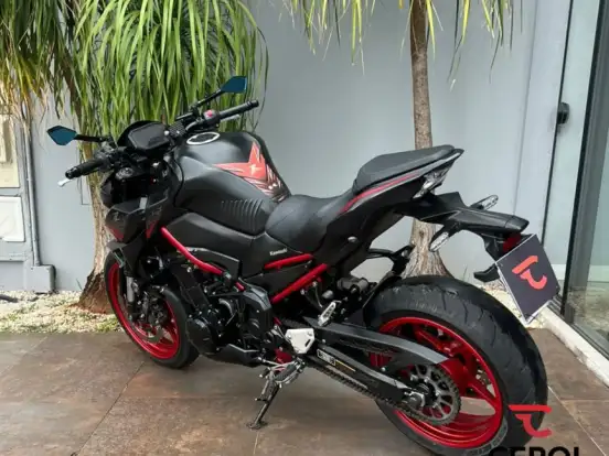 KAWASAKI-Z900 KAWASAKI-Z900-2021