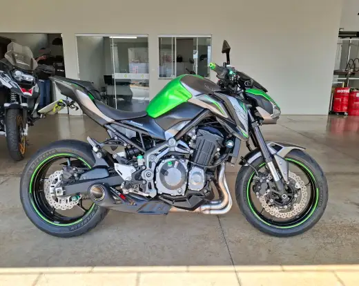 KAWASAKI-Z900-2019