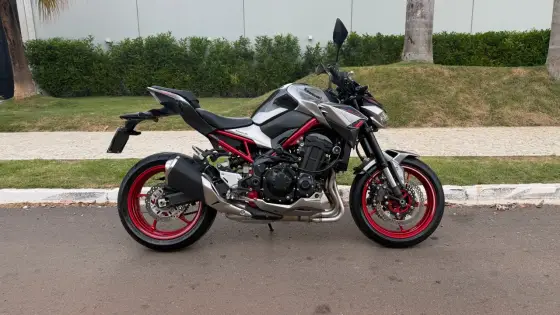 KAWASAKI Z900 