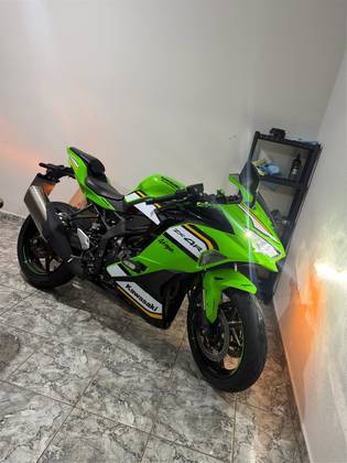 KAWASAKI NINJA ZX-4R SE 