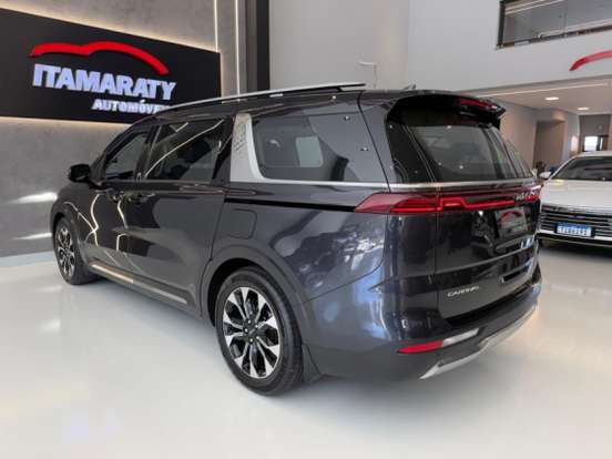 KIA-CARNIVAL-2021