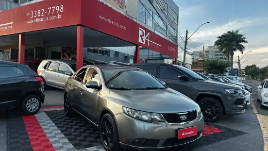 KIA-CERATO-2010