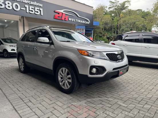 KIA-SORENTO-2012