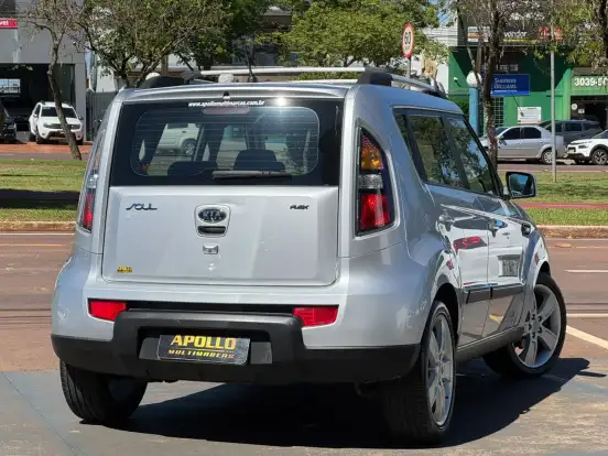 KIA-SOUL-1.6 U.173 16V FLEX 4P AUTOMÁTICO KIA-SOUL-2011