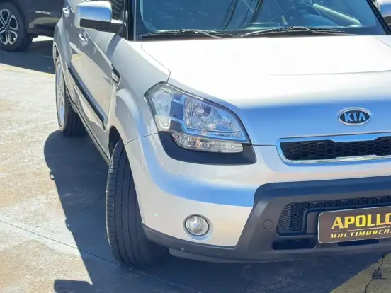 KIA-SOUL-2011