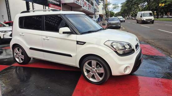 KIA-SOUL-1.6 EX 16V FLEX 4P AUTOMÁTICO KIA-SOUL-2013