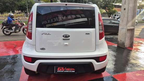 KIA-SOUL-1.6 EX 16V FLEX 4P AUTOMÁTICO KIA-SOUL-2013