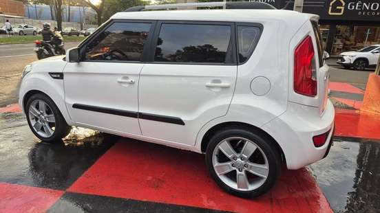 KIA-SOUL-2013