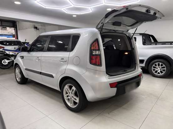KIA-SOUL-2011