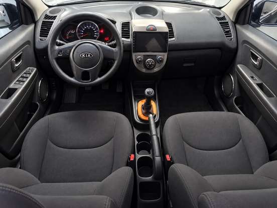 KIA-SOUL-2011