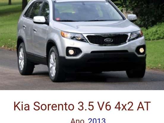 KIA-SORENTO-3.5 V6 GASOLINA EX 7L 4WD AUTOMÁTICO KIA-SORENTO-2012