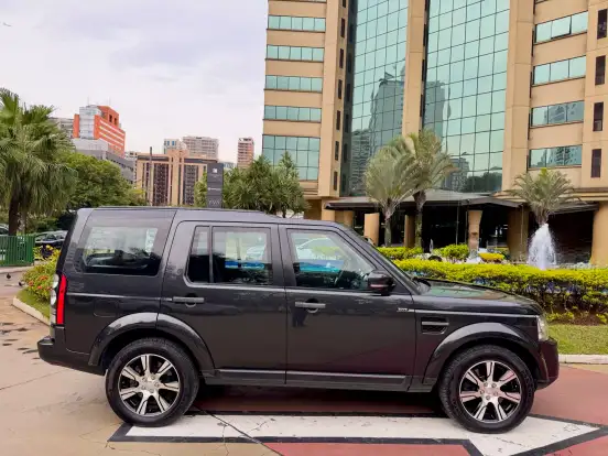 LAND ROVER-DISCOVERY-3.0 SE SDV6 4X4 TURBO DIESEL INTERCOOLER 4P AUTOMÁTICO LAND ROVER-DISCOVERY-2014