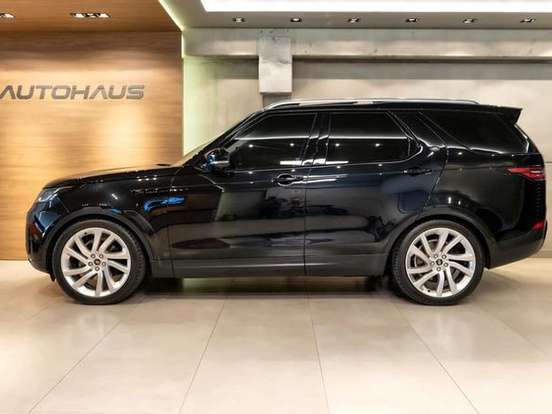 LAND ROVER-DISCOVERY-3.0 V6 TD6 DIESEL FIRST EDITION 4WD AUTOMÁTICO LAND ROVER-DISCOVERY-2017