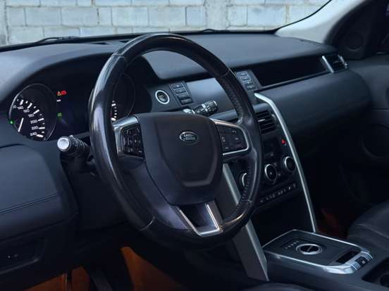 LAND ROVER-DISCOVERY SPORT-2016