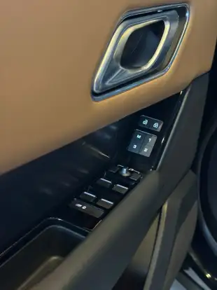 LAND ROVER-RANGE ROVER VELAR-2024