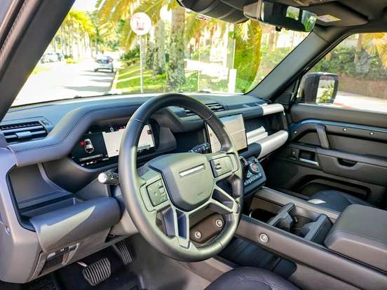 LAND ROVER-DEFENDER-2025