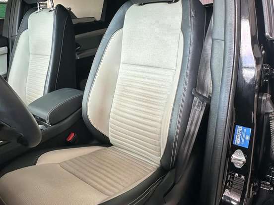LAND ROVER-DISCOVERY SPORT-2.0 P250 TURBO FLEX R-DYNAMIC SE AUTOMÁTICO LAND ROVER-DISCOVERY SPORT-2023