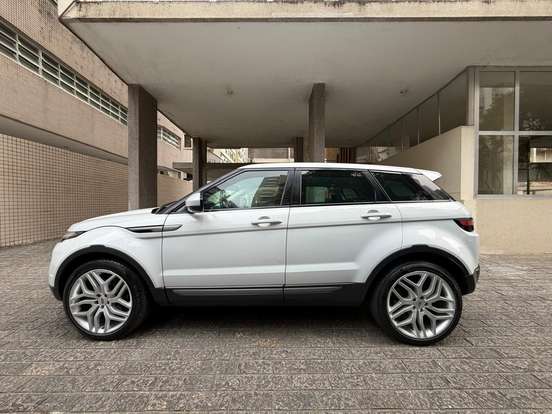 LAND ROVER-RANGE ROVER EVOQUE-2.0 SE 4WD 16V GASOLINA 4P AUTOMÁTICO LAND ROVER-RANGE ROVER EVOQUE-2015