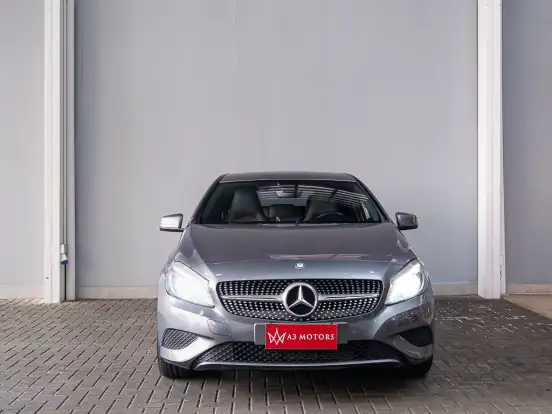 MERCEDES-BENZ-A 200-2014