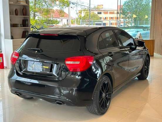 MERCEDES-BENZ-A 200-2014