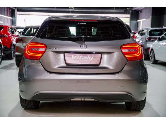 MERCEDES-BENZ-A 200-2015