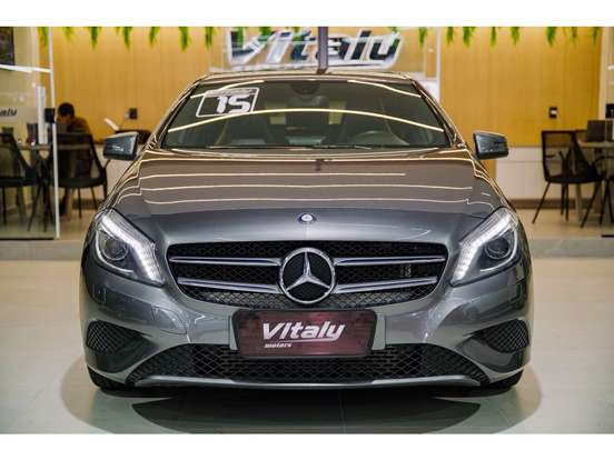 MERCEDES-BENZ-A 200-2015