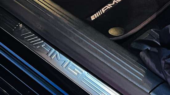 MERCEDES-BENZ-A 35 AMG-2023