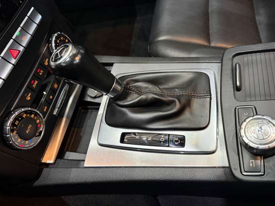 MERCEDES-BENZ-C 200-2012