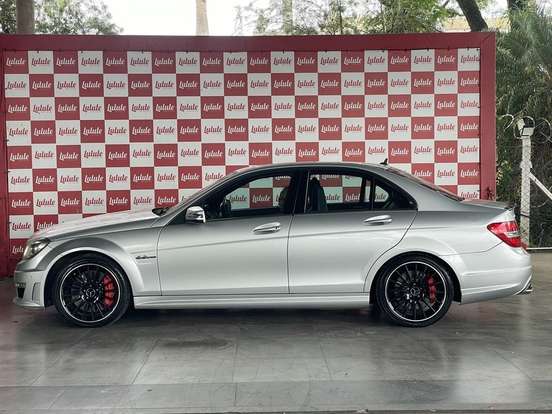 MERCEDES-BENZ-C 63 AMG-6.2 V8 GASOLINA MCT MERCEDES-BENZ-C 63 AMG-2011