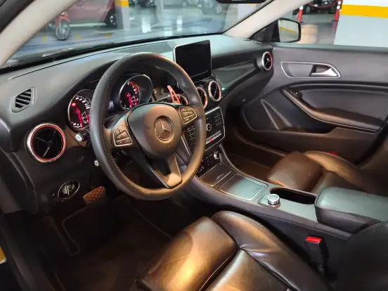 MERCEDES-BENZ-CLA 180-1.6 CGI GASOLINA 7G-DCT MERCEDES-BENZ-CLA 180-2018