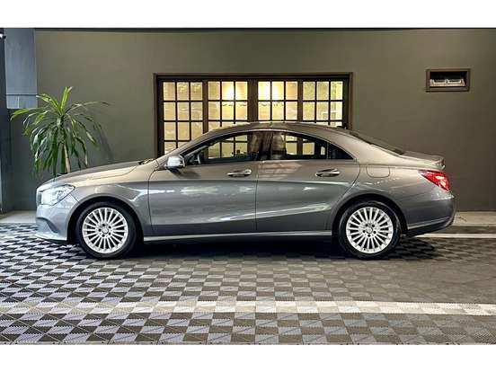 MERCEDES-BENZ-CLA 180-1.6 CGI GASOLINA 7G-DCT MERCEDES-BENZ-CLA 180-2019