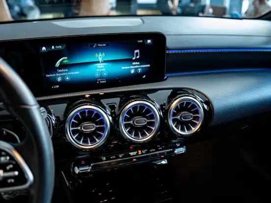 MERCEDES-BENZ-CLA 250-2.0 CGI GASOLINA 7G-DCT MERCEDES-BENZ-CLA 250-2022