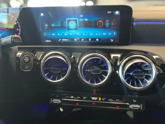 MERCEDES-BENZ-CLA 250-2.0 CGI GASOLINA 7G-DCT MERCEDES-BENZ-CLA 250-2022