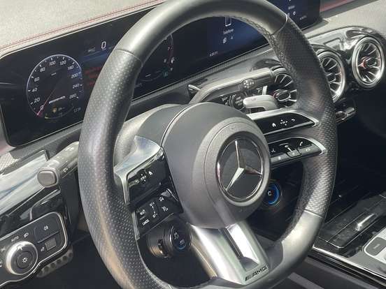 MERCEDES-BENZ-CLA 35 AMG-2.0 MHEV 4MATIC 8G-DCT MERCEDES-BENZ-CLA 35 AMG-2023